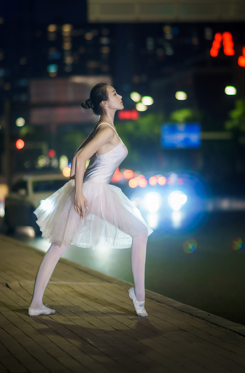 莱德基长距离自由泳无人可敌，莱德基自由泳技术